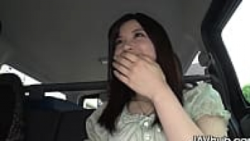 ดูโป๊ญี่ปุ่น18+ สาววัยใสโดนแฟนหนุ่มจับเย็ดบนรถ เย็ดเปิดซิงครั้งแรก JAVHUB หลอกขยำนมจนเงี่ยนดูดปากแลกลิ้น เอาควยกระแทกหีรัวเย็ดมันส์สุดๆ