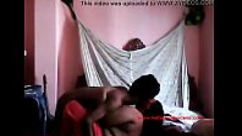 ดูคลิป x คู่รักอินเดียตั้งกล้องถ่ายตอนโล้สำเภา Porn sex เซ็กส์จัดหรือเก็บกด กระหน่ำเย็ดหีเเฟนแบบจัดเต็ม เอากันจนน้ำแตกคารูหีหลายน้ำ